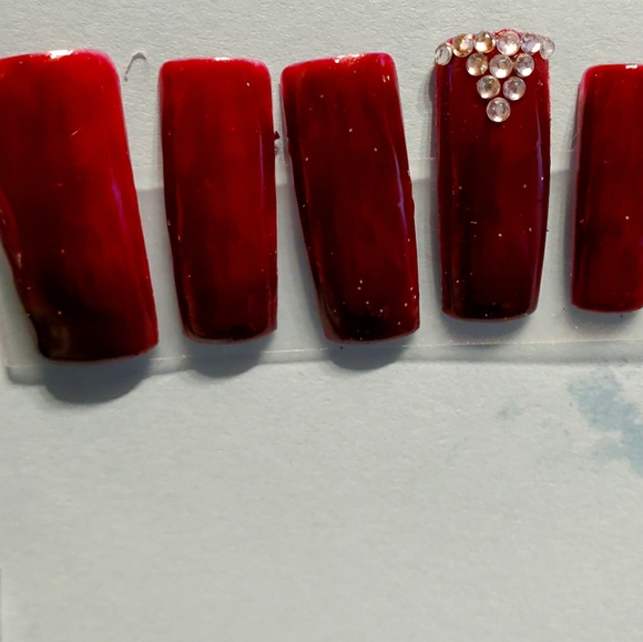 Red Crystal Nails - Picture 1 of 2